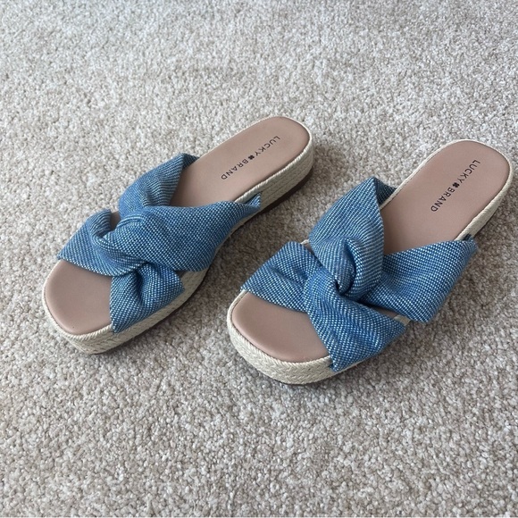 Lucky Brand Denim Blue Twist Slide Espadrille Sandals Women's Size 9 - Picture 2 of 11
